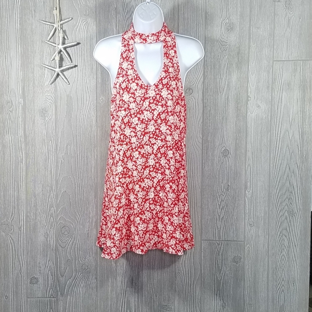 Lulu's Dress Small Red Floral Print High Neck Swing  26-249LD Back Keyhole